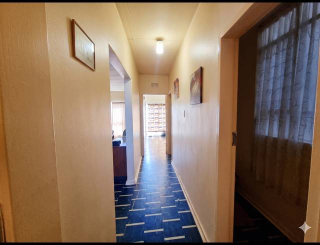 2 BEDROOM APARTMENT FOR SALE IN ARCON PARK